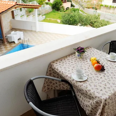 Apartments&rooms Jelavic Seget Vranjica