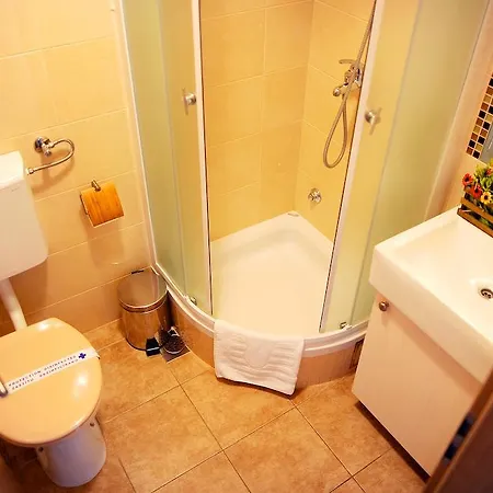 Apartments&rooms Jelavic *