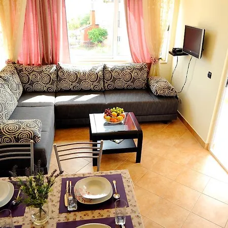 Apartments&rooms Jelavic